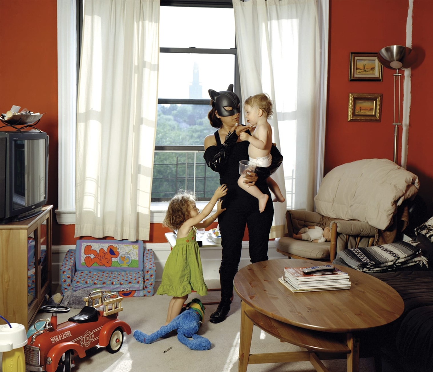 Dulce Pinzón, Minerva Valencia, from Puebla, works as a nanny in New York. She sends 400 dollars a week, from the series, The Real Story of the Superheroes, 2005, photographs, Blanton Museum of Art, The University of Texas at Austin, Gilberto Cárdenas Collection, gift of Gilberto Cárdenas and Dolores Garcia, 2023